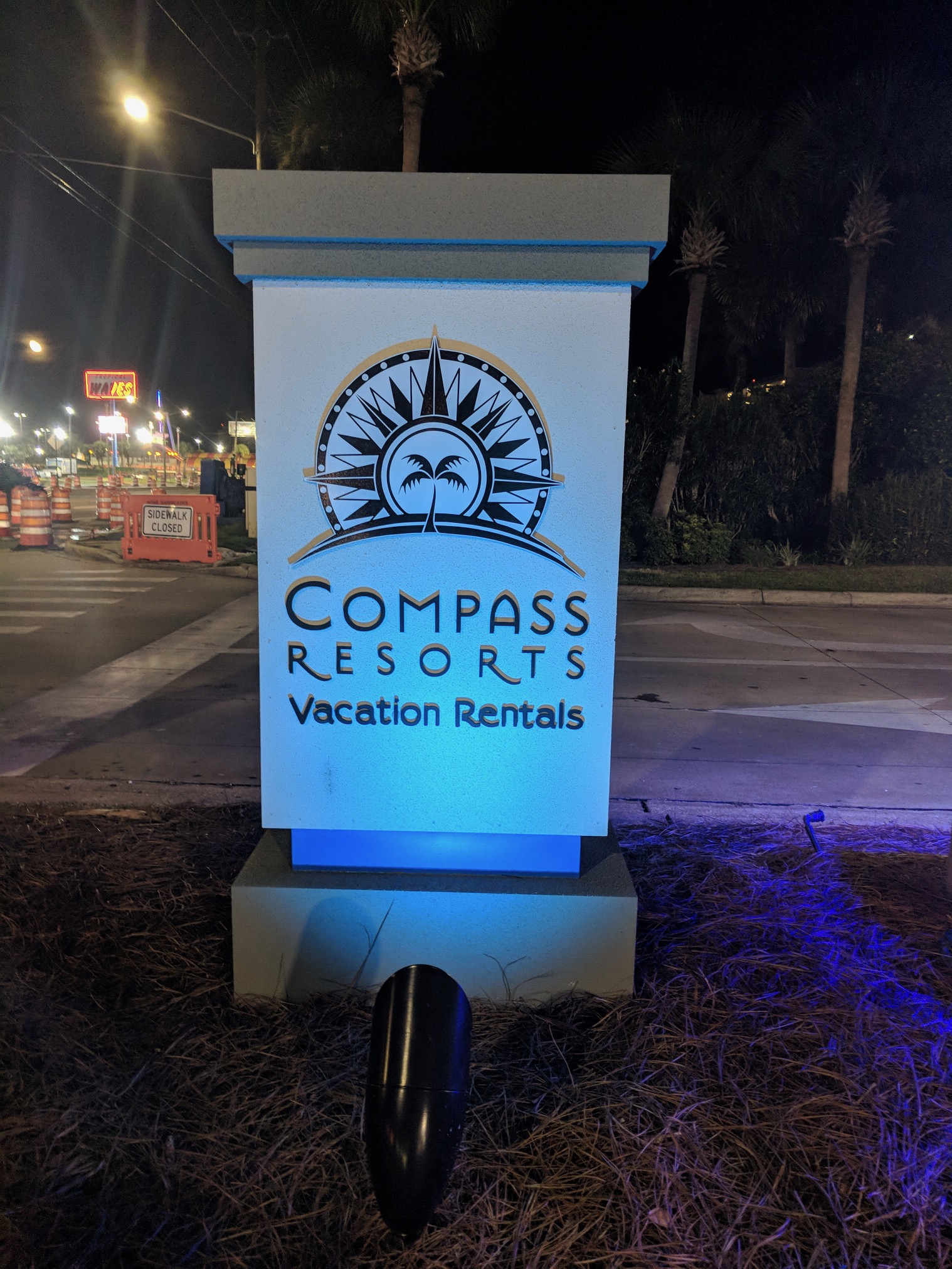 Compass Resorts Sign&conn=none